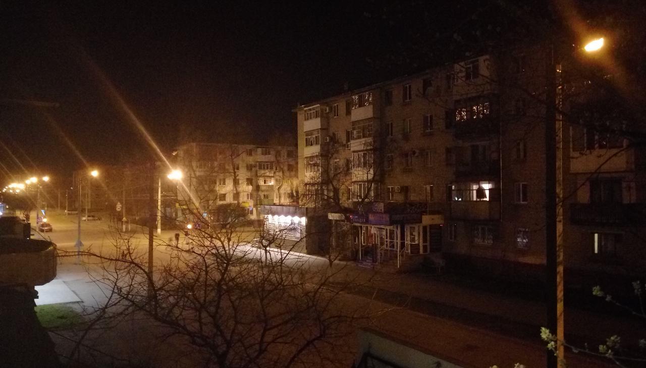 Затишна Квартирка Aparthotel Kremenchuk Bagian luar foto